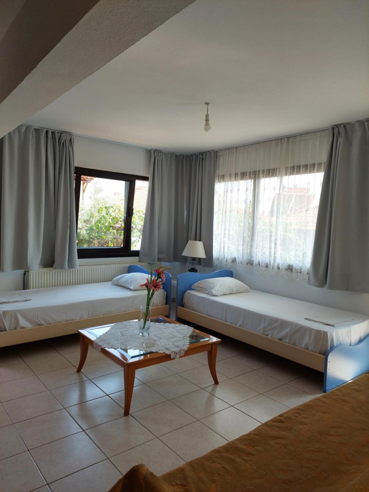 Dora'S House Comfortable Apartment With A Yard And View Pyrgadikia Buitenkant foto