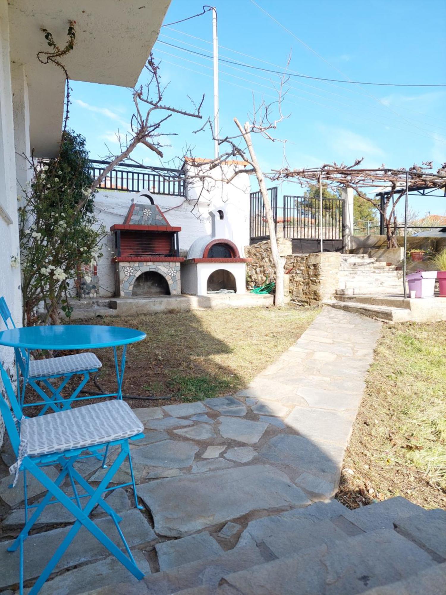Dora'S House Comfortable Apartment With A Yard And View Pyrgadikia Buitenkant foto